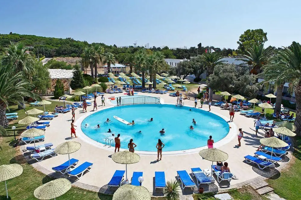 Altin Yunus Apart Beach Plus Cesme Apartment
