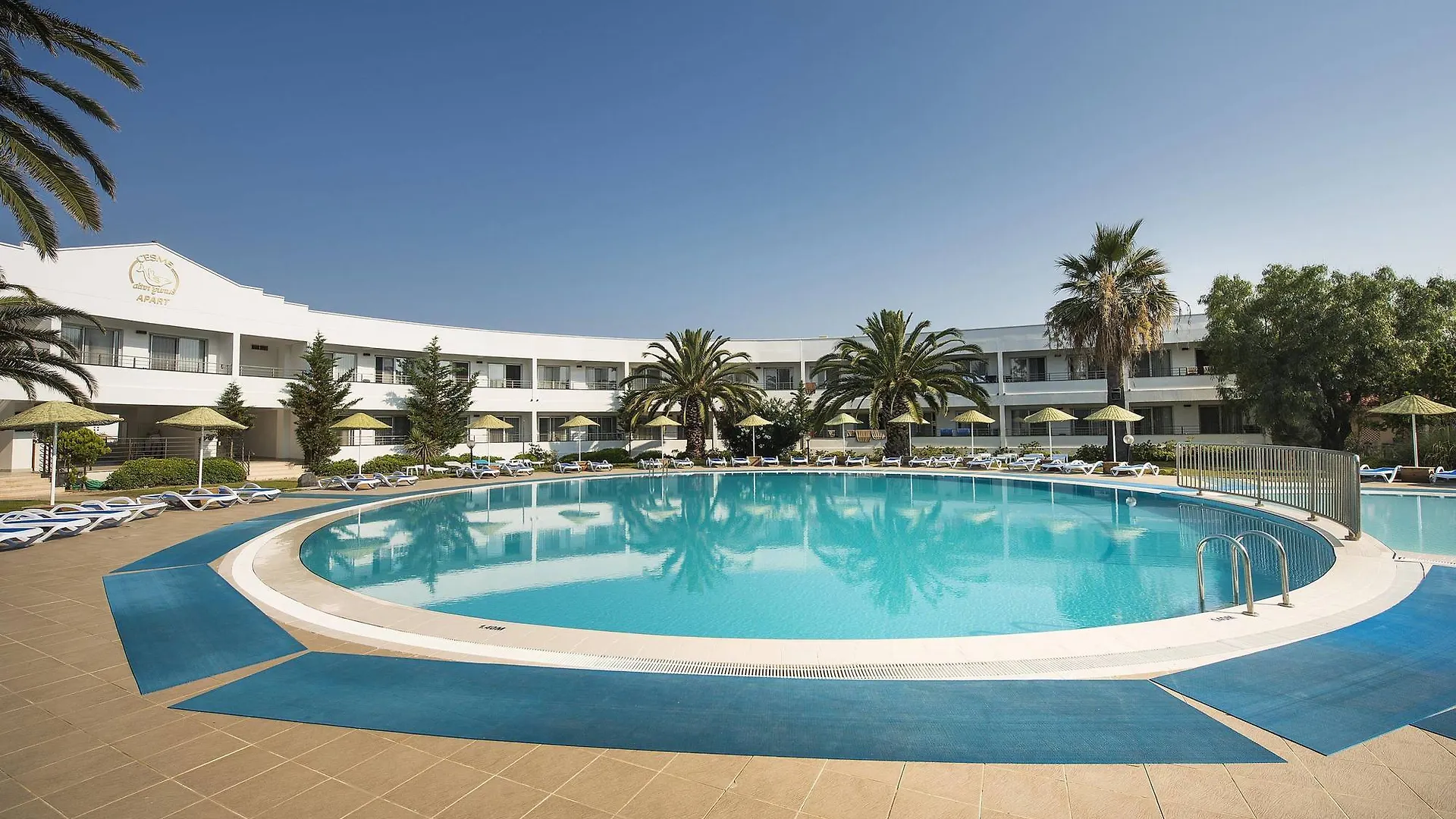 Altin Yunus Apart Beach Plus Cesme Turkey