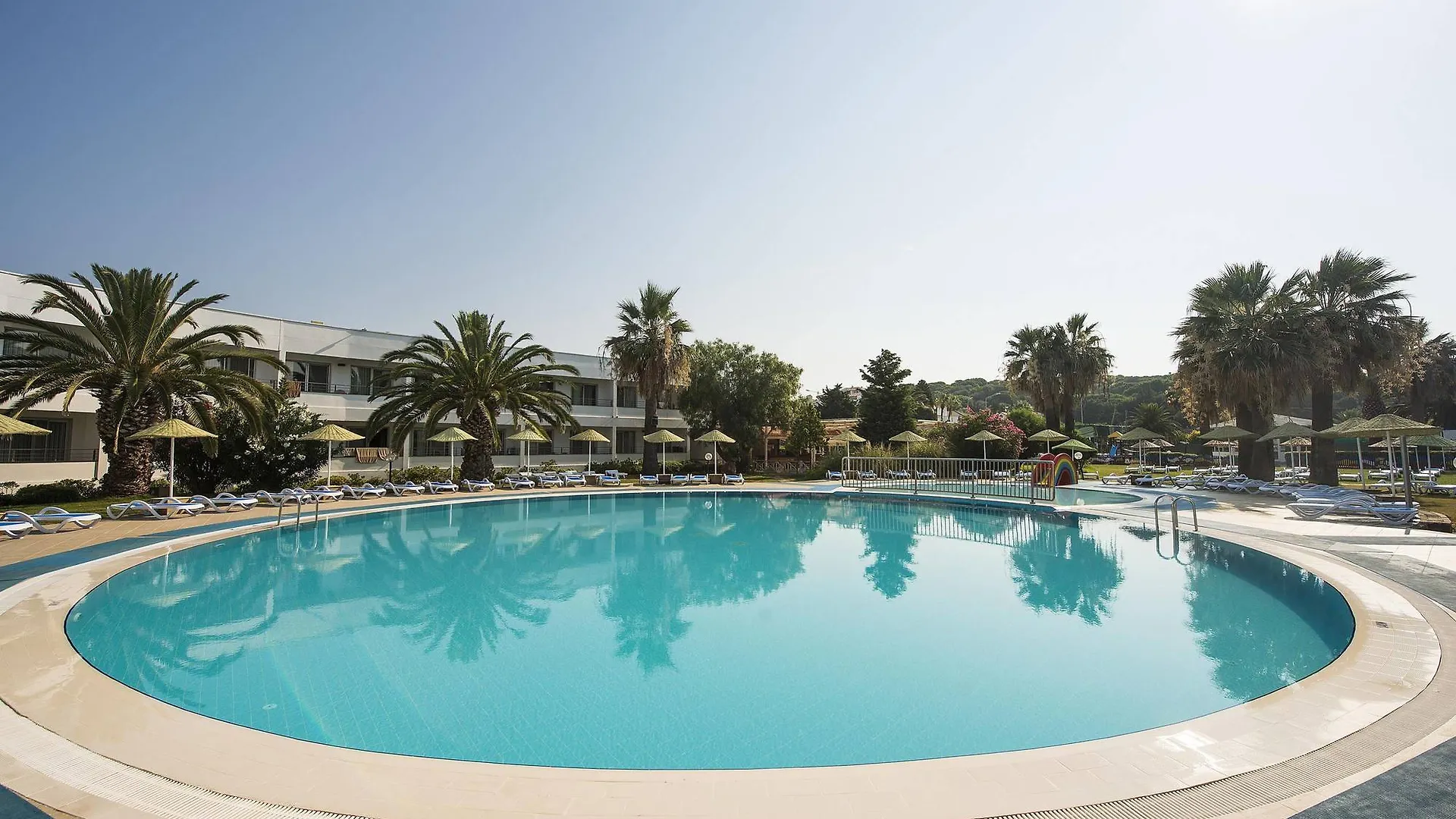 Altin Yunus Apart Beach Plus Cesme 0*,  Turkey